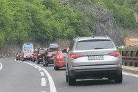 Oprez zbog gužve na putevima