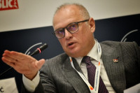 Vesić pozitivan na virus korona