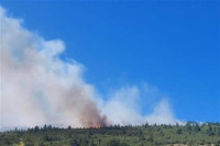 Runić: Vatra sve bliže kućama u selu Poljice