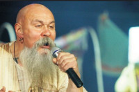 Legendarni Luis djetinjstvo proveo u dvorištu doma za nezbrinutu djecu, ni nakon slave ih nije zaboravio