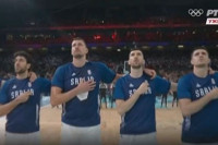 Svi kao jedan: “Orlovi” zapjevali "Bože pravde" (VIDEO)