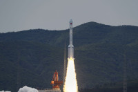 Kineska raketa se raspala u svemiru