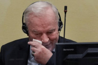 General Mladić izgubio svijest, pao i povrijedio glavu!