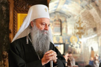 Mir i ljubav su temelj života u Hristu, poručio patrijarh iz manastira Krka
