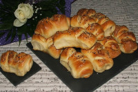 Recept dana- Kiflice sa viršlama