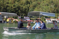 Dodik i Vučić provozali se zvorničkim jezerom