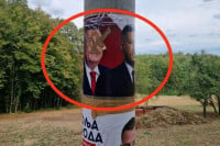 Pocijepani plakati SNSD-a