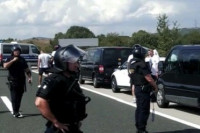 Torcida zaustavljena na granici: Da li se u Beogradu sprema haos?