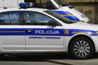 Kamion s migrantima sletio s puta, dvoje poginulih