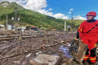 Kiša i mrak prekinuli potragu u Jablanici
