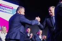 Dodik čestitao Adžiću