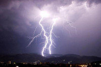 Evakuisani stanovnici iz ugroženih područja Jablanice i Konjica
