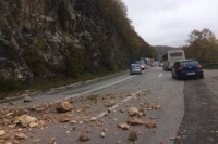 Vozači oprez, učestali odroni