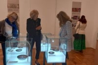 Izložba posuđa iz perioda od 13. do 19. vijeka