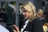 Pripadnici EUFOR-a popisivali prisutne uoči ročišta Dodiku i Lukiću
