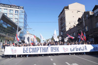 Marš Besmrtnog puka završen na Trgu republike