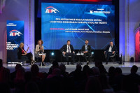 Dobrovoljno zdravstveno osiguranje od koristi za sve