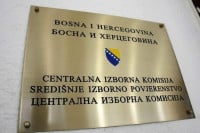 Zbog lažnog predstavljanja SDA i SPS kažnjeni sa po 4.000 KM