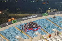 Sjajna atmosfera u Nikoziji, Lešinari i Ultrasi u elementu (VIDEO)