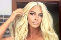 Ovu pjesmu je Jelena Karleuša posvetila bivšem mužu