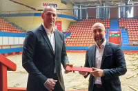 Sijaće "Borik" kao Pariz