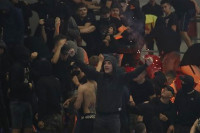 Brutalna tuča navijača u Novom Sadu, sjevale sjekire i šipke
