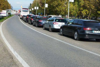 Granica napravila saobraćajni kolaps u Gradišci (FOTO/VIDEO)