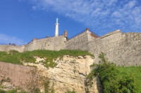 Haos na svadbi na Kalemegdanu: Izbila tuča, muškarac pao u dvorište zoološkog vrta