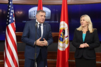 Dodik organizovao koktel povodom pobjede Trampa, američka zastava opet u Palati