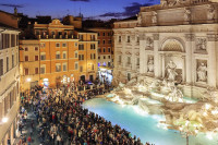 Kazne za turiste: Zabranjeno bacanje novčića u Fontanu di Trevi