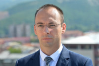 Simić: Trampova pobeda obradovala Srbe, a razočarala Albance