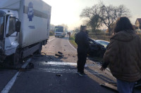 Sudar na putu Bijeljina-Ugljevik, automobil završio u kanalu