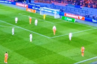 Uznemirujuće scene: Čuveni reprezentativac se srušio na utakmici