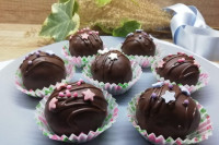 Recept dana: Ferero kuglice sa napolitankama