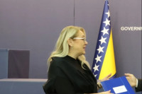 Uhapšenog ministra mijenjaće sekretarka kojoj je u istrazi oduzet telefon