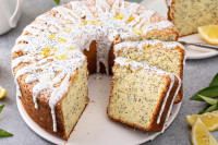 Recept dana: Kuglof sa limunom i makom