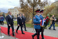 Položeni vijenci kod spomenika Banu Milosavljeviću