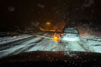 Stub ulične rasvjete pao na put kod Banjaluke