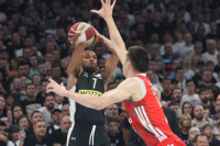 Košarkaši Crvene zvezde i Partizana večeras igraju meč 11. kola Evrolige
