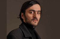 Senad Milanović za „Glas“: Svijet gori u plamenu, ali...