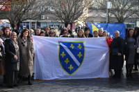 Proslava ili provokacija: Zastava Republike BiH u centru Banjaluke! (FOTO+VIDEO)