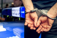 Uhapšen muškarac, pronađena droga