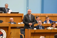 Višković: Srpska sposobna da preživi u svim okolnostima