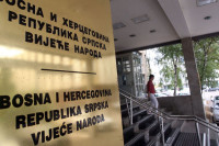 Bošnjaci pokrenuli veto: Bez saglasnosti o Zakonu o upotrebi zastave