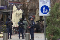 Duge cijevi i jutros na ulicama sjeverne Kosovske Mitrovice