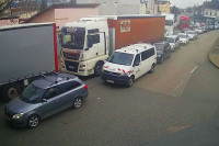 Duža čekanja na prelazima Gradiška, Donja Gradina i Orašje