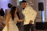 Mladoženji pukle hlače usred prvog plesa (VIDEO)