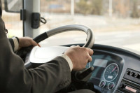 Uslovno osuđen vozač autobusa koji je istukao putnika