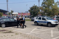 Prevozili kokain pa vozilom udarili u policijski automobil