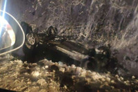 Petoro povrijeđeno u prevrtanju automobila kod Banjaluke (FOTO)